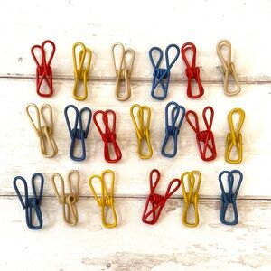 Vintage Metal Clothesline Clips Set of 18 Bundle Pack Chip Clips Multiuse